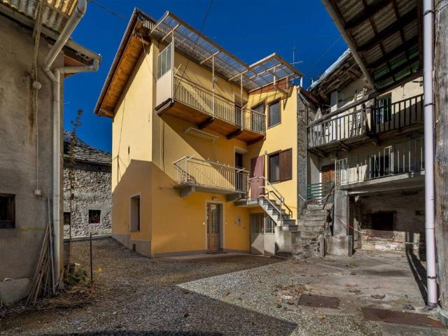 Casa indipendente in vendita a Paesana CN