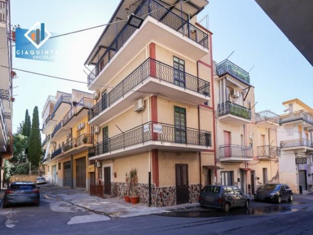 Casa indipendente in vendita a Palagonia