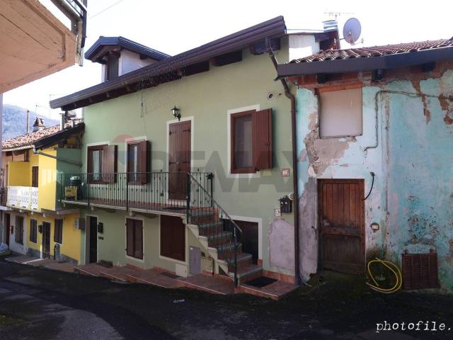 Casa indipendente in vendita a Palazzo Canavese