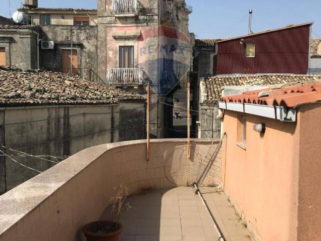 Casa indipendente in vendita a Palazzolo Acreide