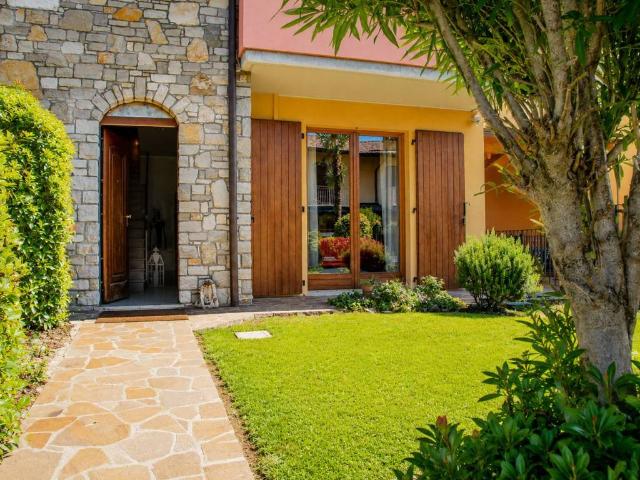 Casa indipendente in vendita a Palazzolo sull'Oglio BS