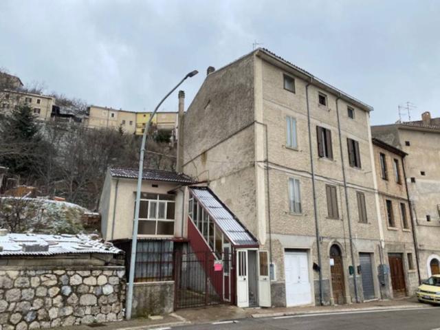 Casa indipendente in vendita a Palena CH