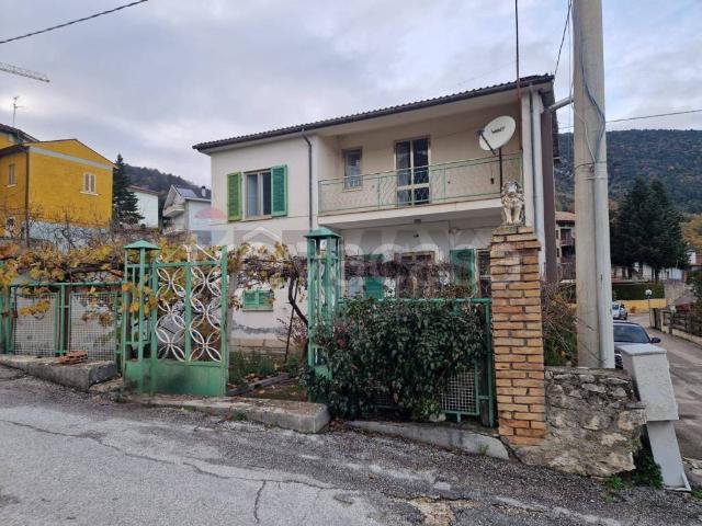 Casa indipendente in vendita a Palena