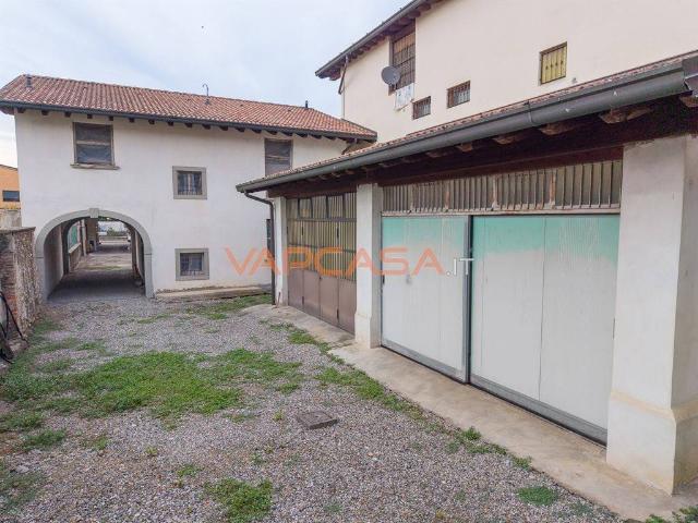 Casa indipendente in vendita a Palosco via umberto I, 40