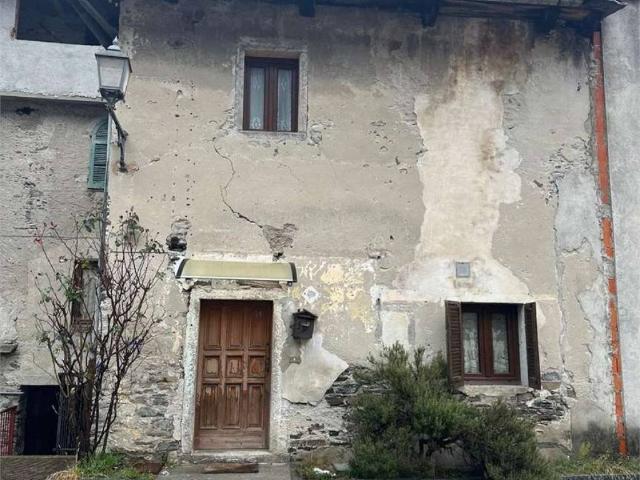 Casa indipendente in vendita a Pallanzeno VB