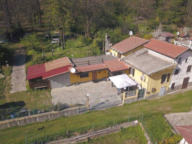 Casa indipendente in vendita a Pallare SV