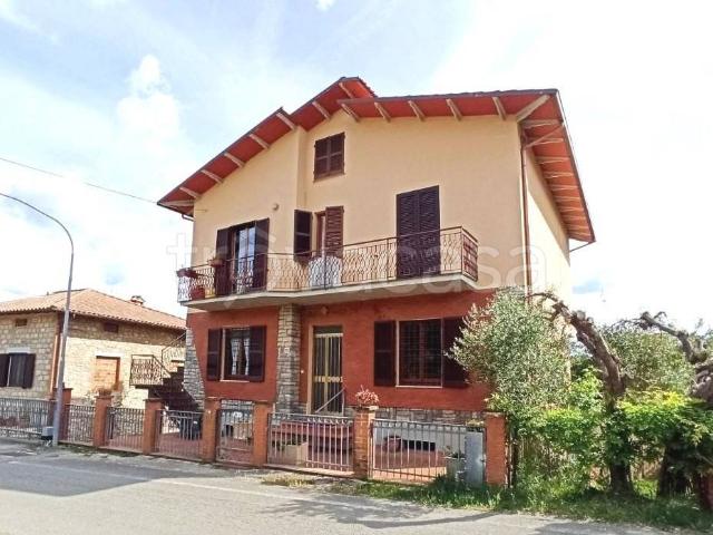 Casa indipendente in vendita a Panicale via dei Mandorli