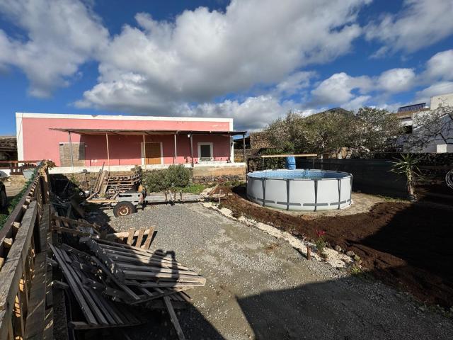 Casa indipendente in vendita a Pantelleria