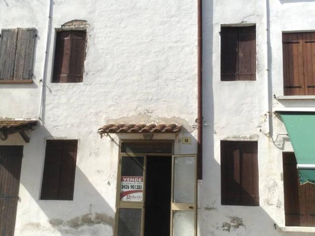 Casa indipendente in vendita a Papozze RO