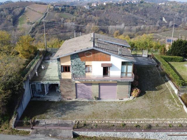 Casa indipendente in vendita a Parodi Ligure AL