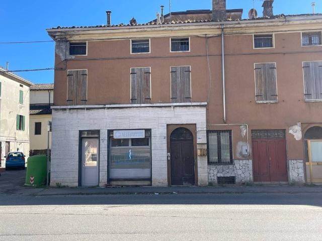 Casa indipendente in vendita a Parma PR