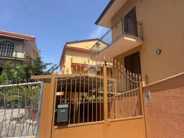 Casa indipendente in vendita a Partinico via j. Kennedy, 41