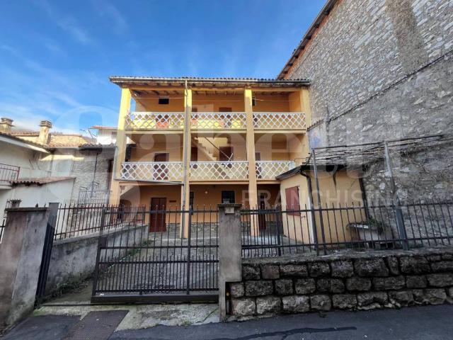 Casa indipendente in vendita a Parzanica BG