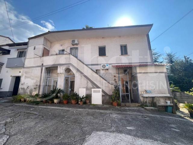 Casa indipendente in vendita a Pastorano CE