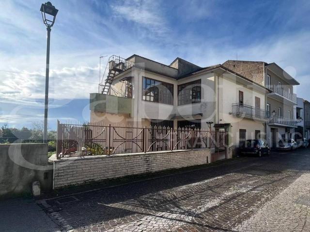 Casa indipendente in vendita a Pastorano