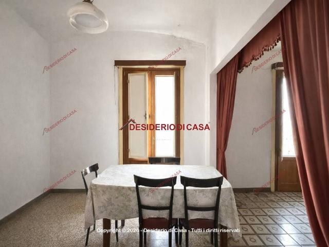 Casa indipendente in vendita a Pettineo ME