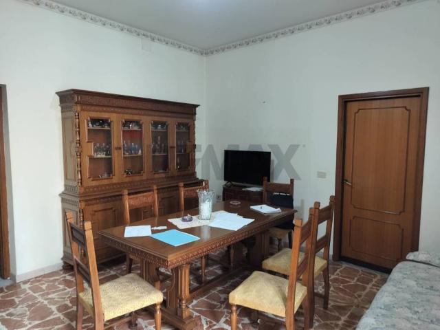 Casa indipendente in vendita a Pedara CT