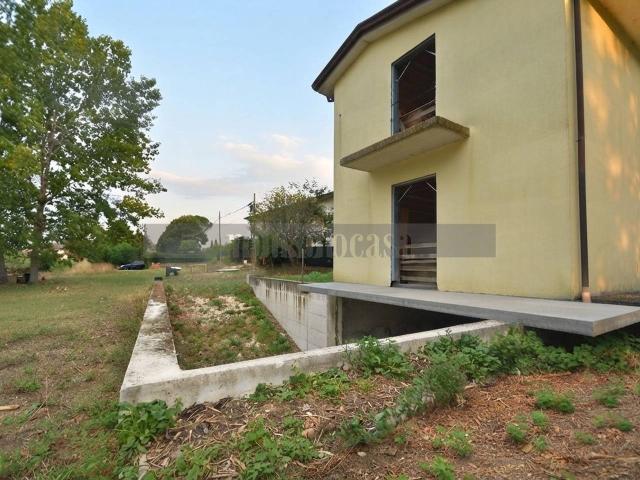 Casa indipendente in vendita a Perugia