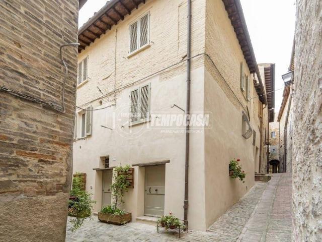 Casa indipendente in vendita a Perugia via Colomba 1/a, Centro Storico