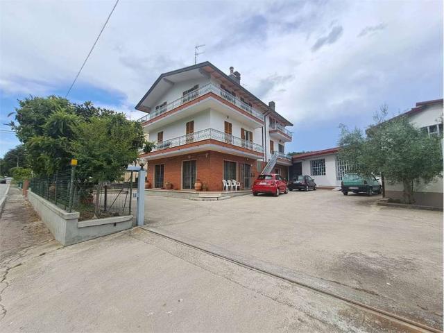 Casa indipendente in vendita a Perugia PG