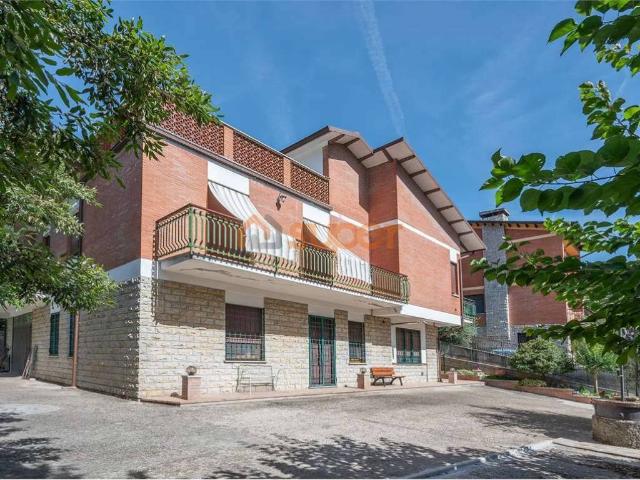 Casa indipendente in vendita a Perugia PG