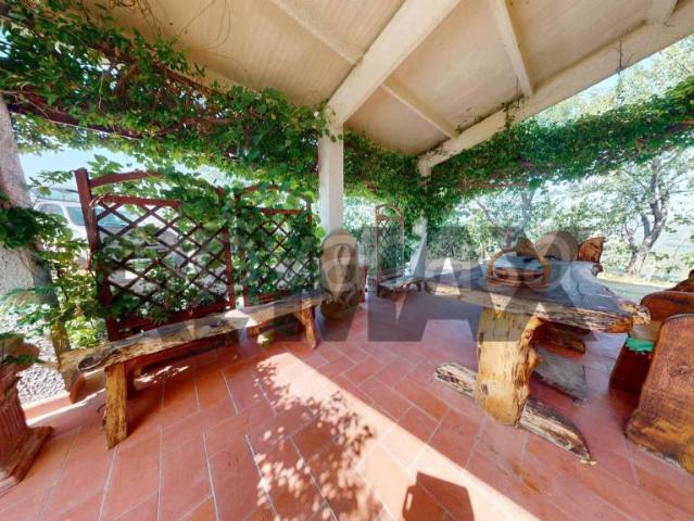 Casa indipendente in vendita a Perugia, Piccione