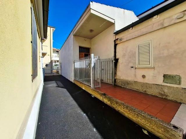 Casa indipendente in vendita a Pescara PE