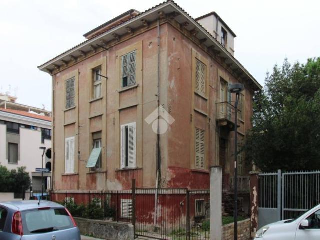 Casa indipendente in vendita a Pescara PE