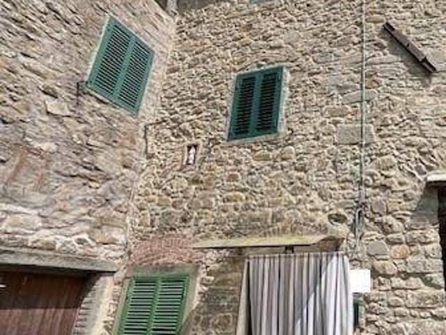 Casa indipendente in vendita a Pescia PT