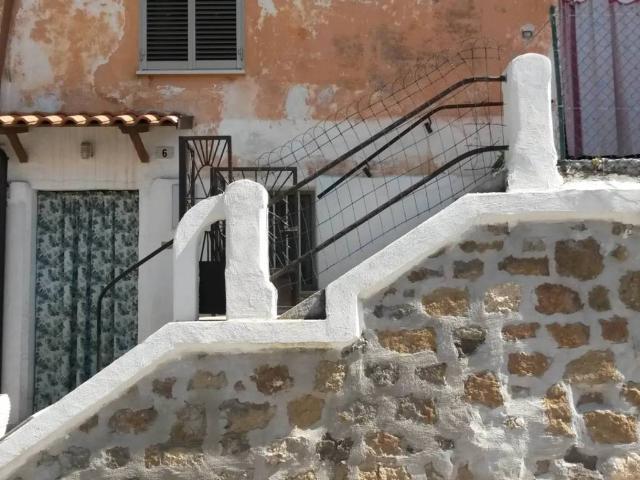 Casa indipendente in vendita a Pescina AQ