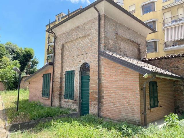 Casa indipendente in vendita a Piacenza