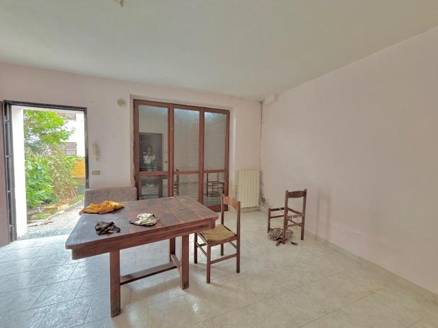 Casa indipendente in vendita a Piacenza