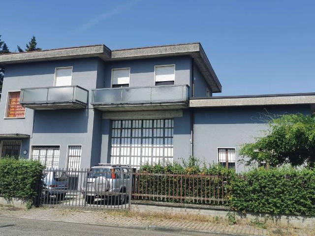 Casa indipendente in vendita a Piacenza