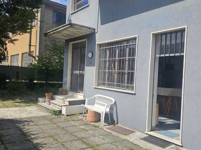 Casa indipendente in vendita a Piacenza PC