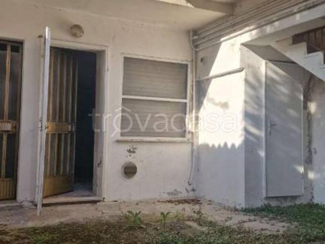 Casa indipendente in vendita a Piacenza, Via Taverna Ospedale