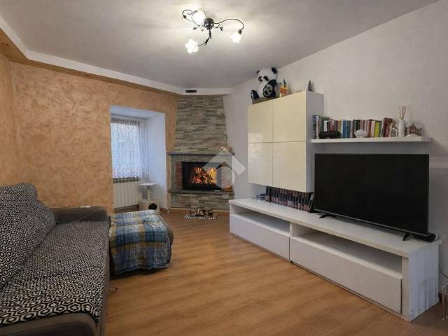 Casa indipendente in vendita a Pian Camuno BS