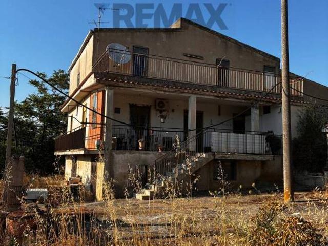 Casa indipendente in vendita a Piano San Paolo, Caltagirone
