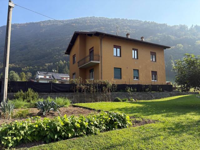 Casa indipendente in vendita a Piario