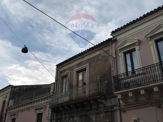 Casa indipendente in vendita a Piedimonte Etneo