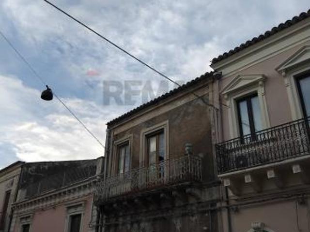 Casa Indipendente in vendita a Piedimonte Etneo