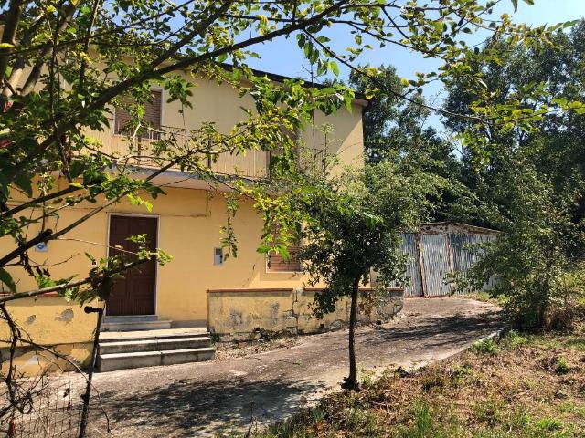 Casa indipendente in vendita a Pietrelcina BN