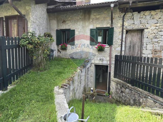 Casa indipendente in vendita a Pieve Tesino