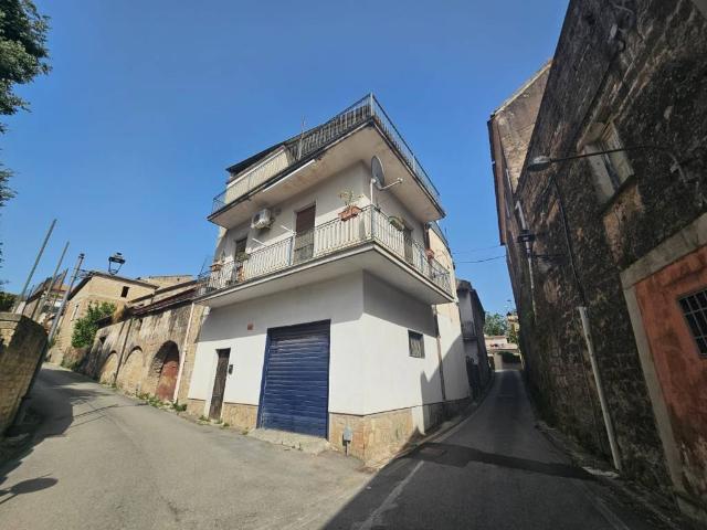 Casa indipendente in vendita a Pignataro Maggiore CE