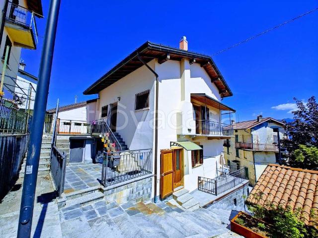 Casa indipendente in vendita a Pigra via Sociale