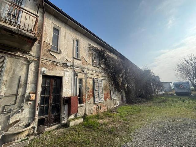 Casa indipendente in vendita a Pinarolo Po PV