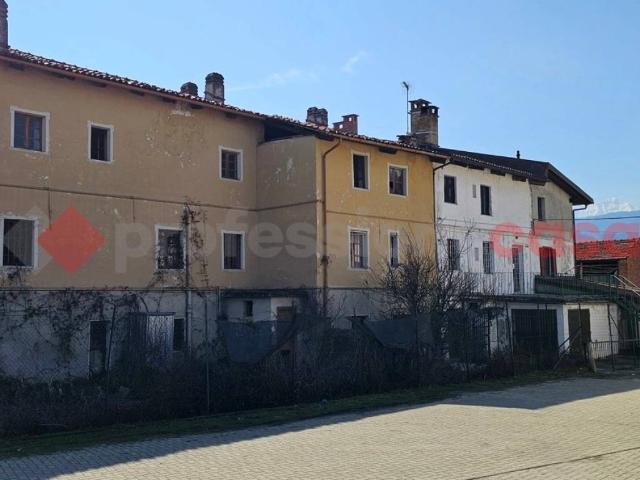 Casa indipendente in vendita a Pinerolo TO