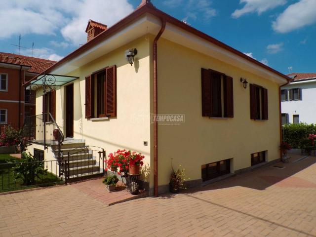 Casa indipendente in vendita a Pinerolo TO