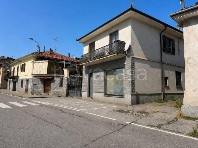 Casa indipendente in vendita a Pinerolo via Nazionale, 178