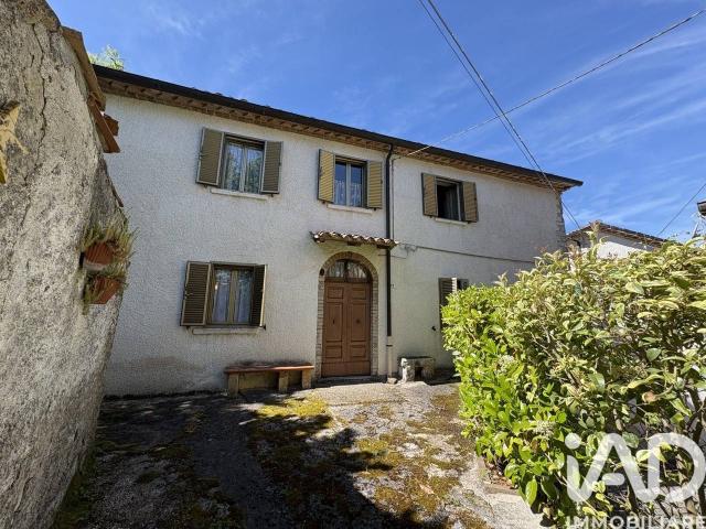 Casa indipendente in vendita a Piobbico