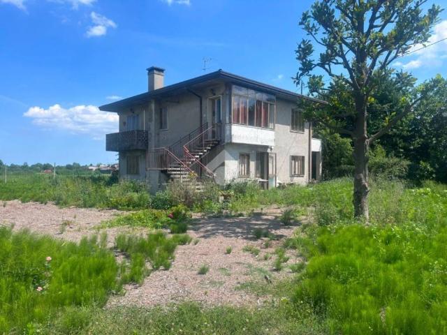 Casa indipendente in vendita a Piove di Sacco PD